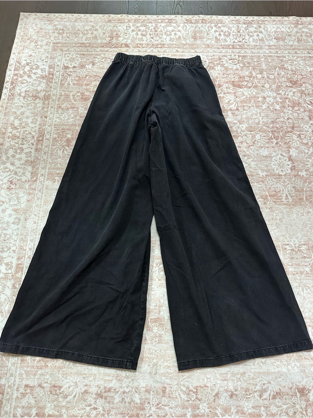 Oversized Wide Leg Black Jeans  - 33” Inseam High-Waist - Picture 12 of 15